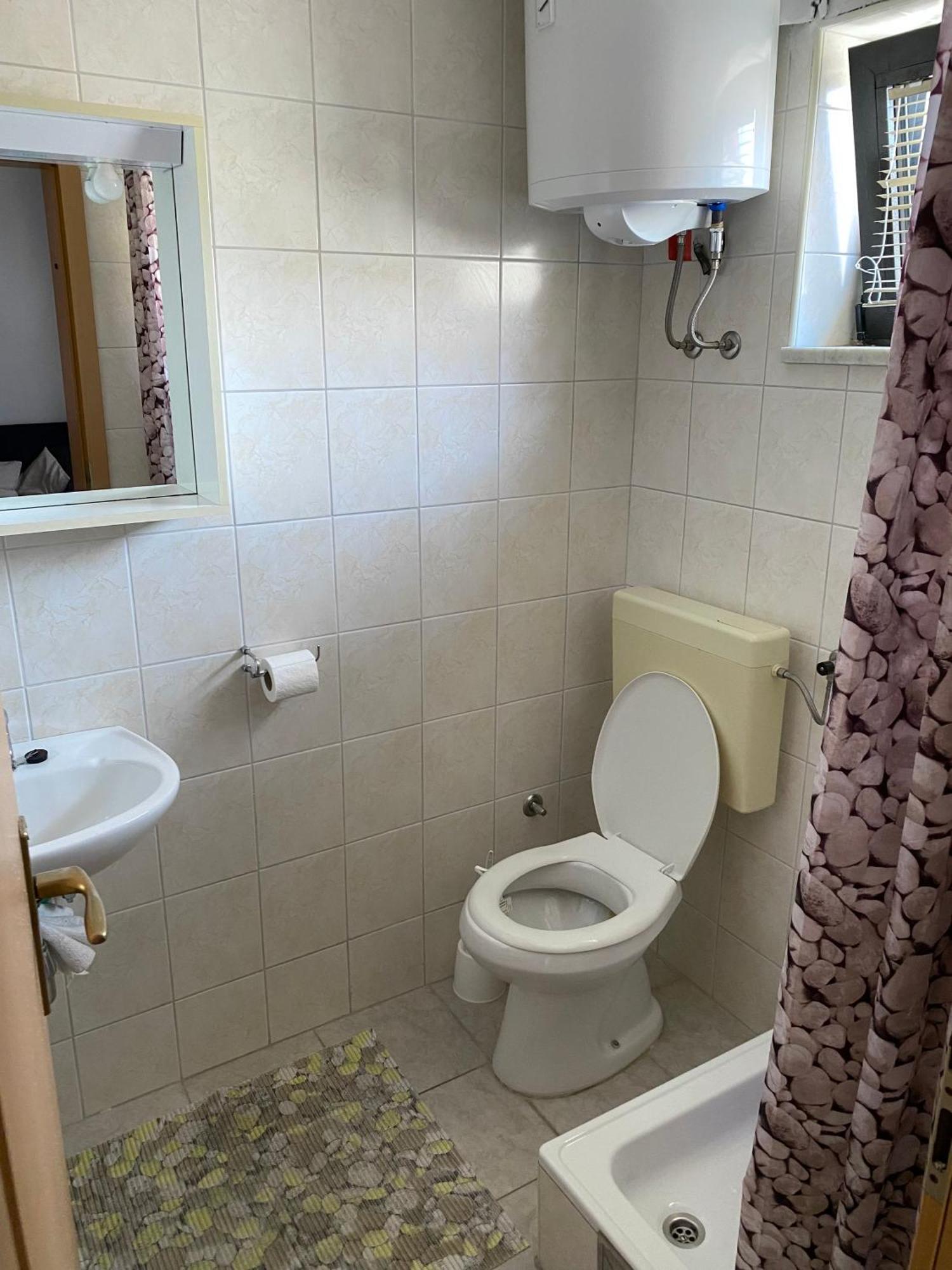Guesthouse Simag Palit ภายนอก รูปภาพ